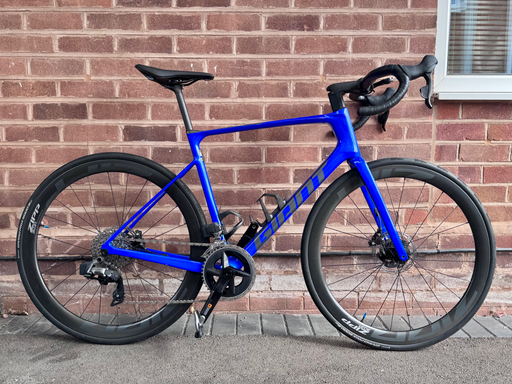 Giant Defy Advanced 0 Carbon Road 2024